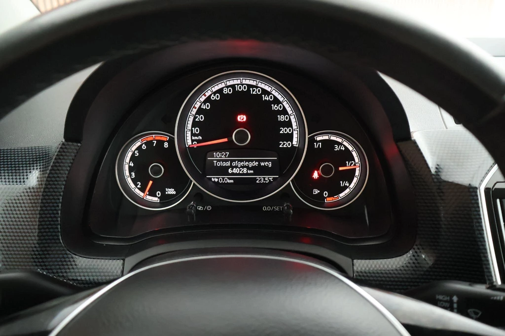 Volkswagen up! – foto 26