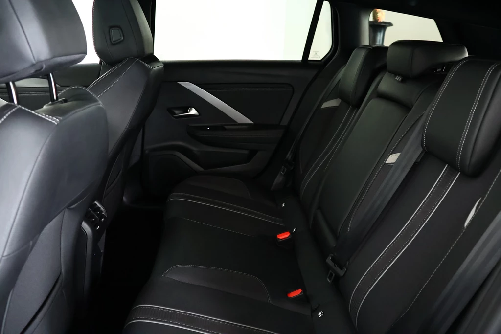 Opel Astra – foto 14