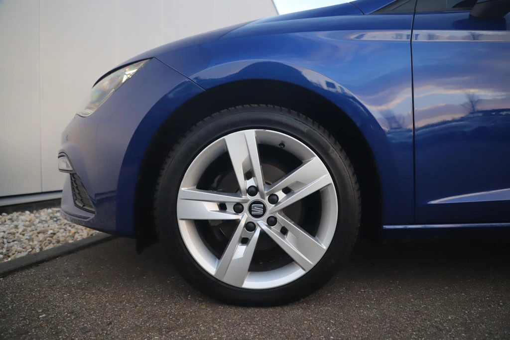 SEAT Leon – foto 8