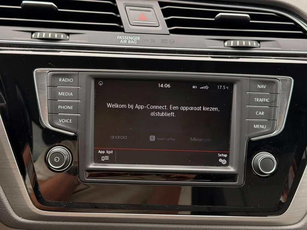 Volkswagen Touran – foto 10