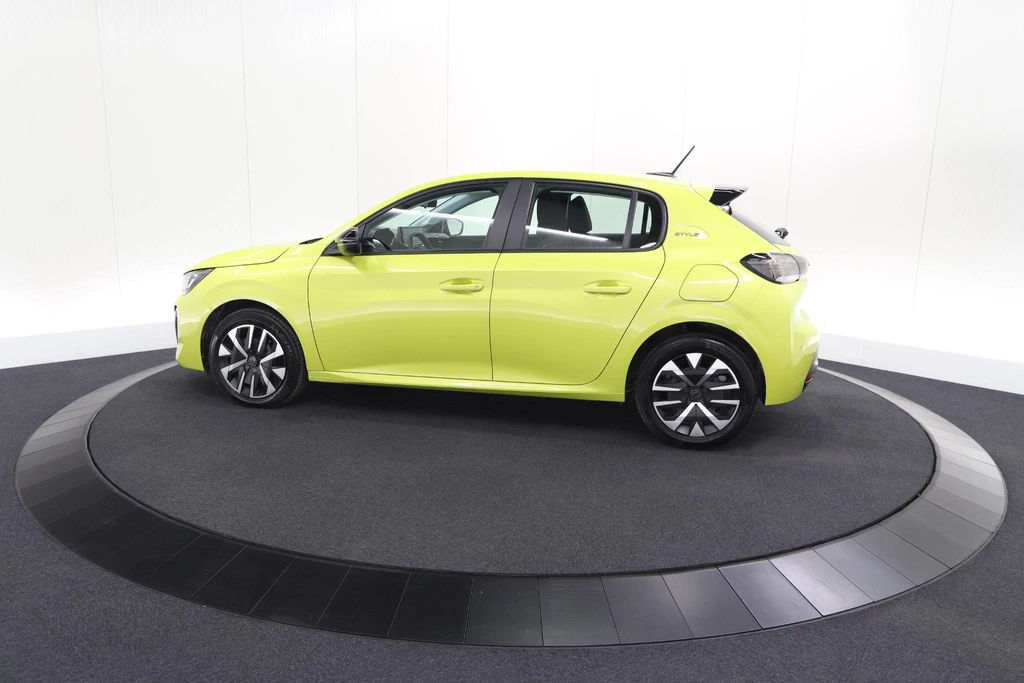 Peugeot 208 – foto 3