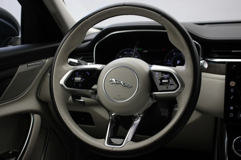 Jaguar XF – foto 24