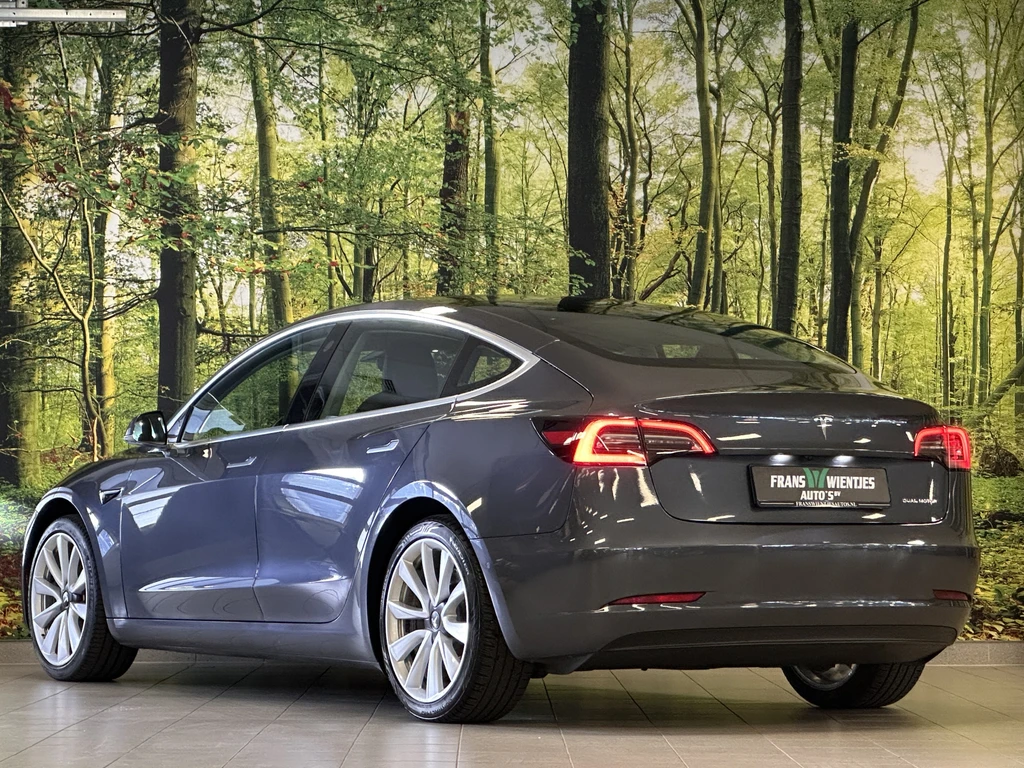 Tesla Model 3 – foto 2