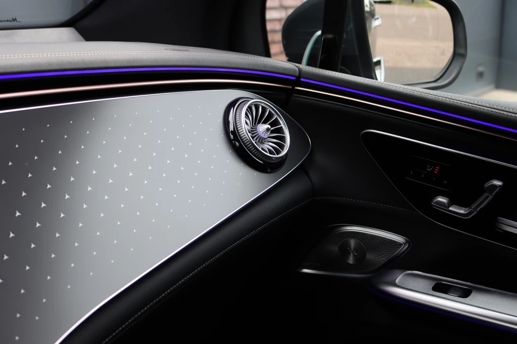 Mercedes-Benz EQE – foto 13
