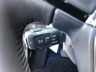 Peugeot 208 – thumbnail 8