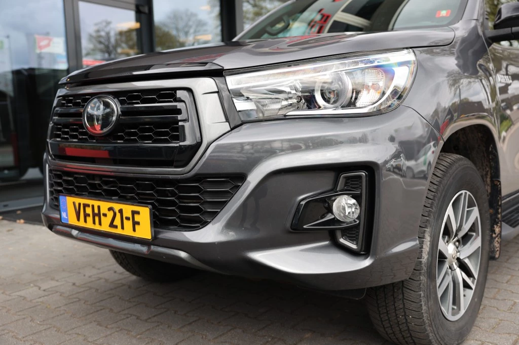 Toyota Hilux – foto 27