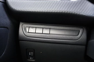 Peugeot 208 – thumbnail 32