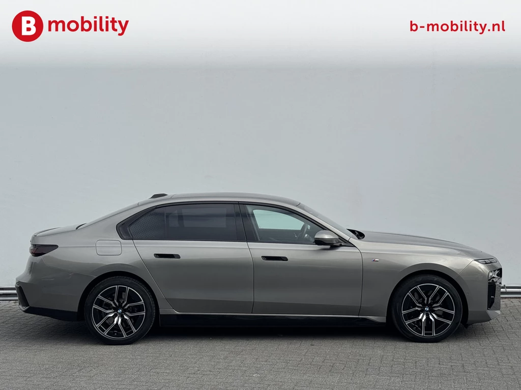 BMW i7 – foto 7