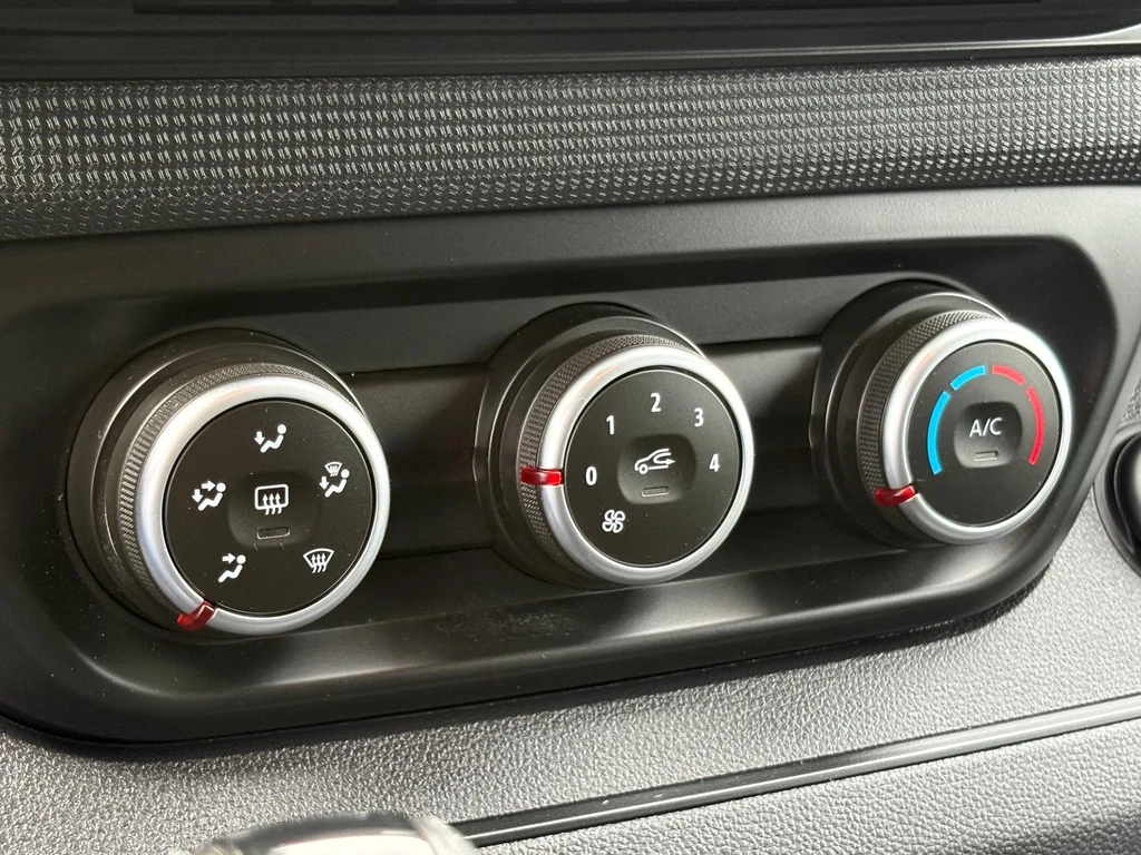 Renault Trafic – foto 21