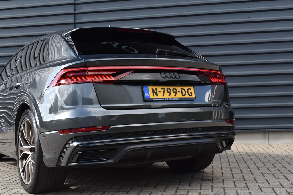 Audi Q8 – foto 6