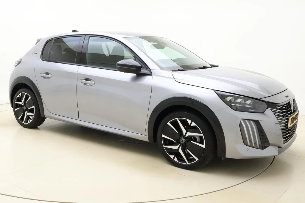 Peugeot 208 – foto 8