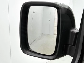 Renault Trafic – thumbnail 32