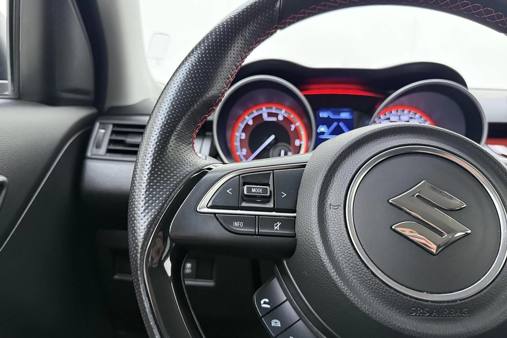 Suzuki Swift – foto 18