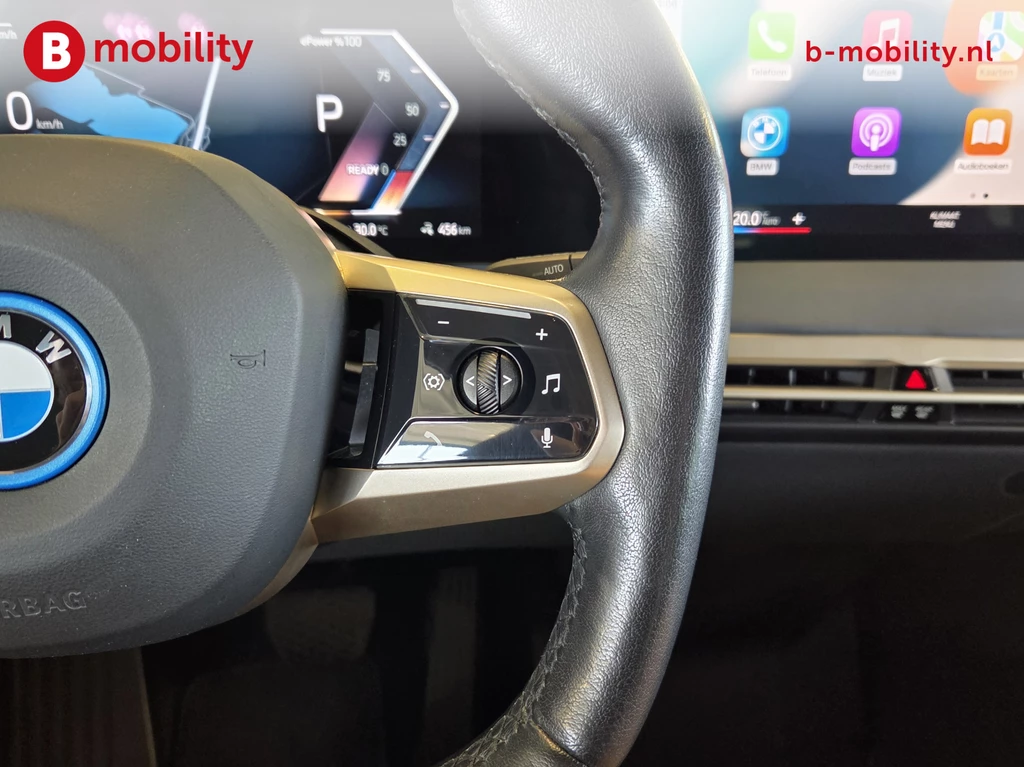 BMW iX – foto 24