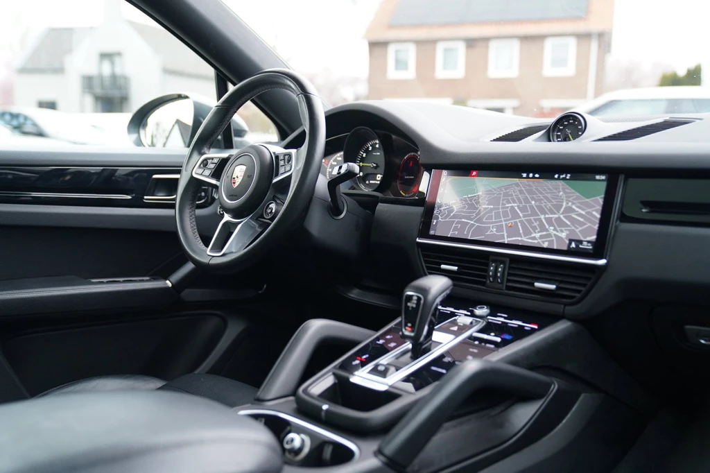 Porsche Cayenne – foto 23