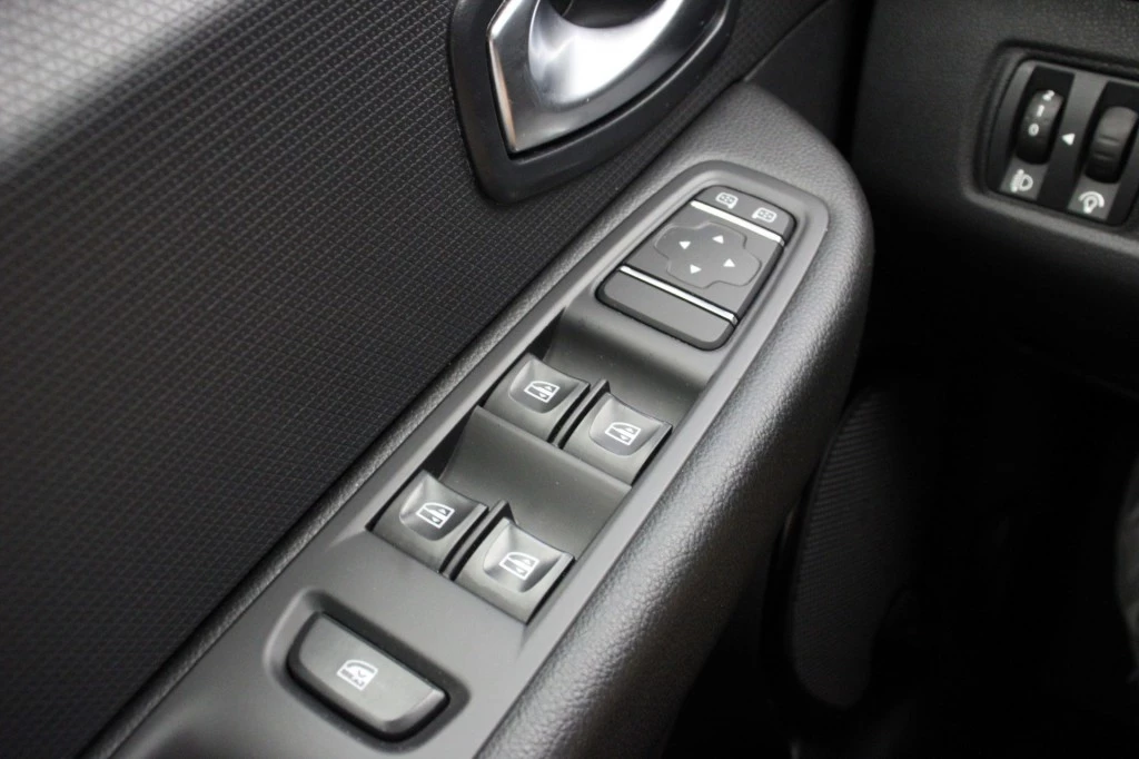 Renault Clio – foto 24