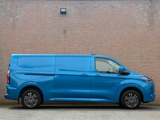 Ford E-Transit Custom – thumbnail 7