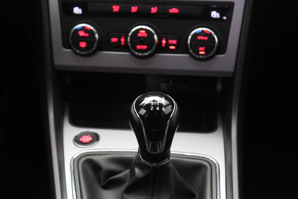 SEAT Leon – foto 30