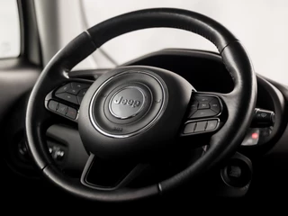 Jeep Renegade – thumbnail 16