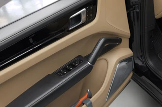 Porsche Cayenne – thumbnail 33