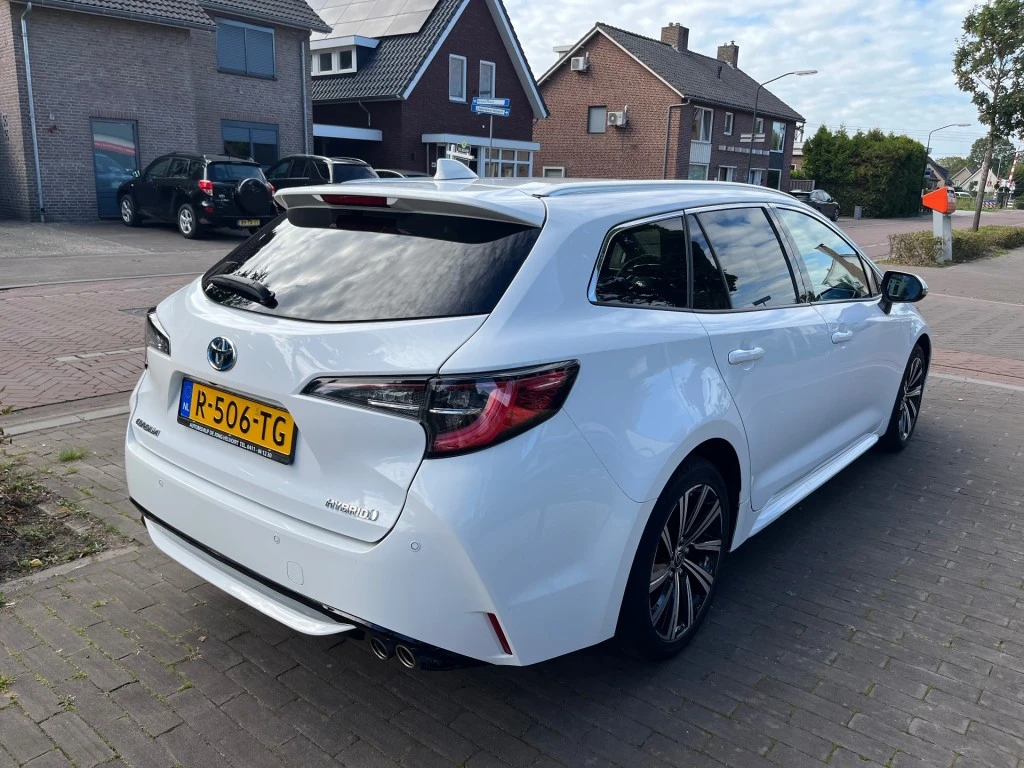 Toyota Corolla Touring Sports – foto 5