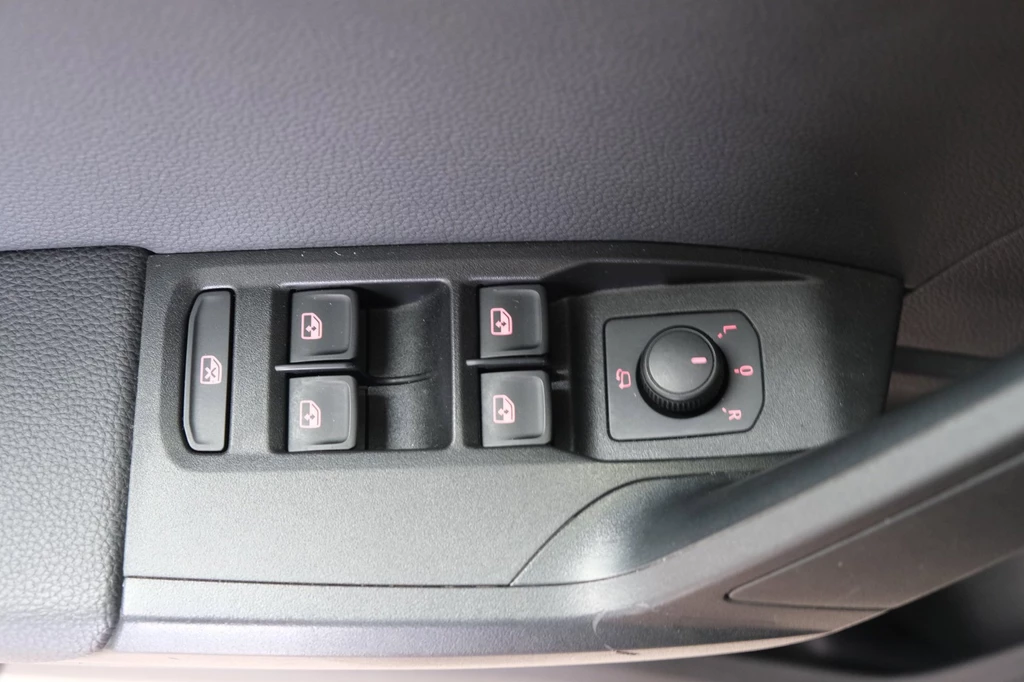 SEAT Arona – foto 11