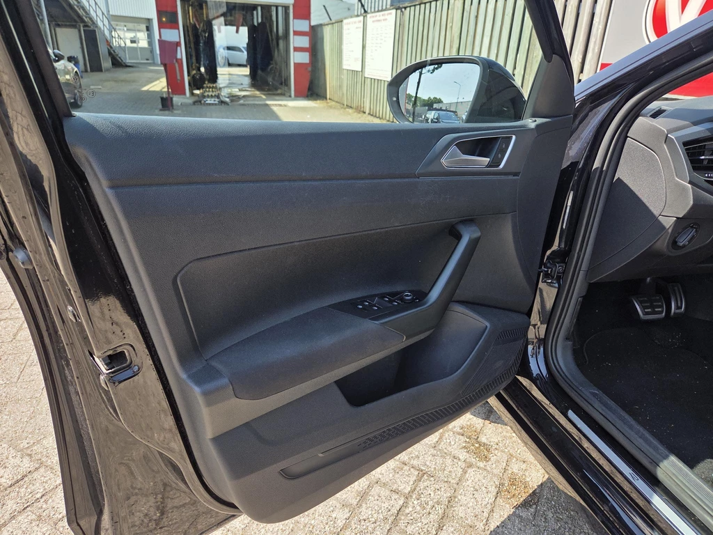 Volkswagen Taigo – foto 12