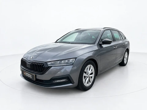 Škoda Octavia 1.0 E-TSI SPORT BNS, Lane, ACC, Carplay, Navi