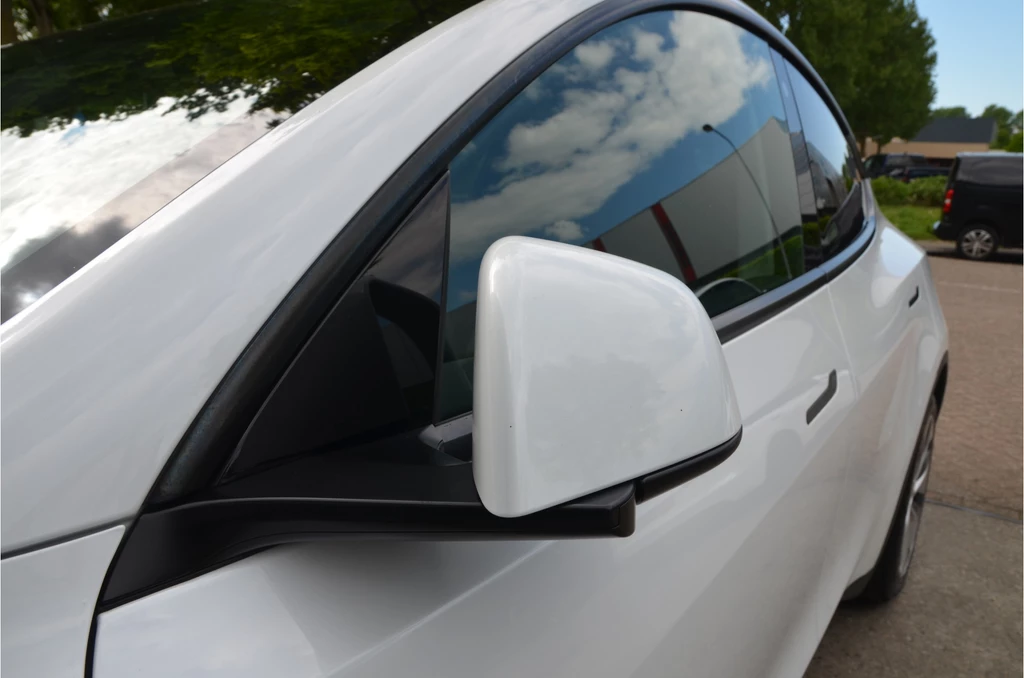 Tesla Model Y – foto 29