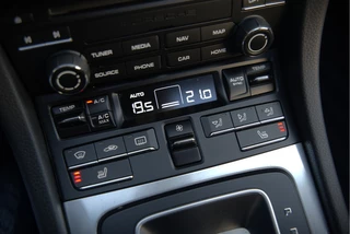 Porsche 911 – thumbnail 54