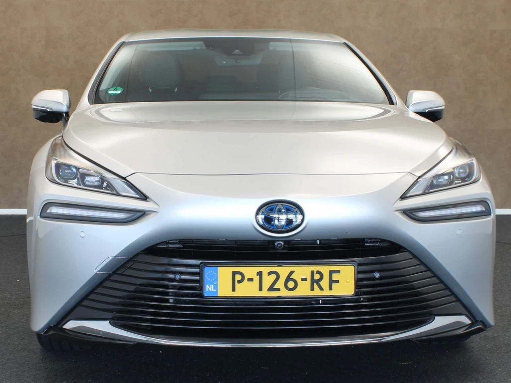 Toyota Mirai – foto 9