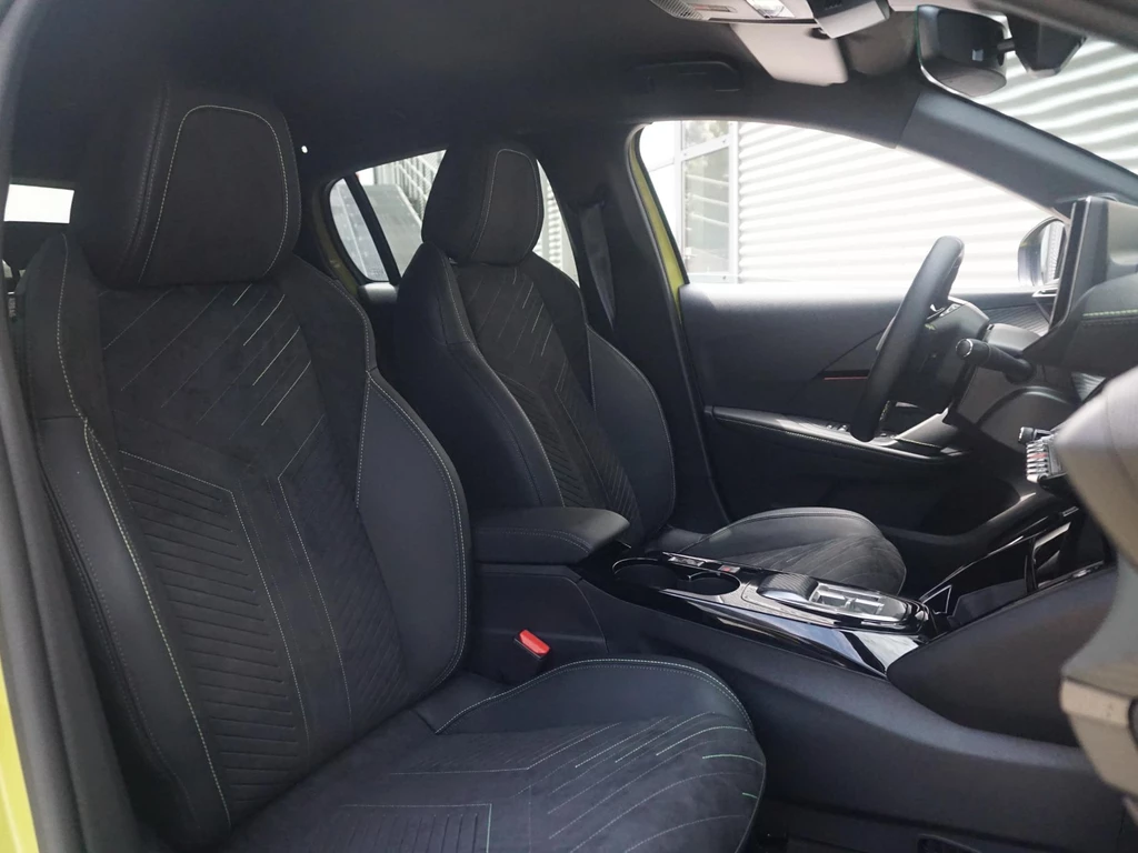 Peugeot e-208 – foto 40