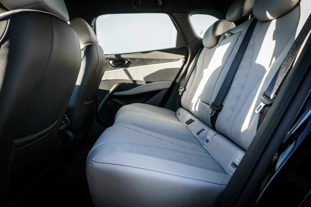BYD SEAL – foto 16