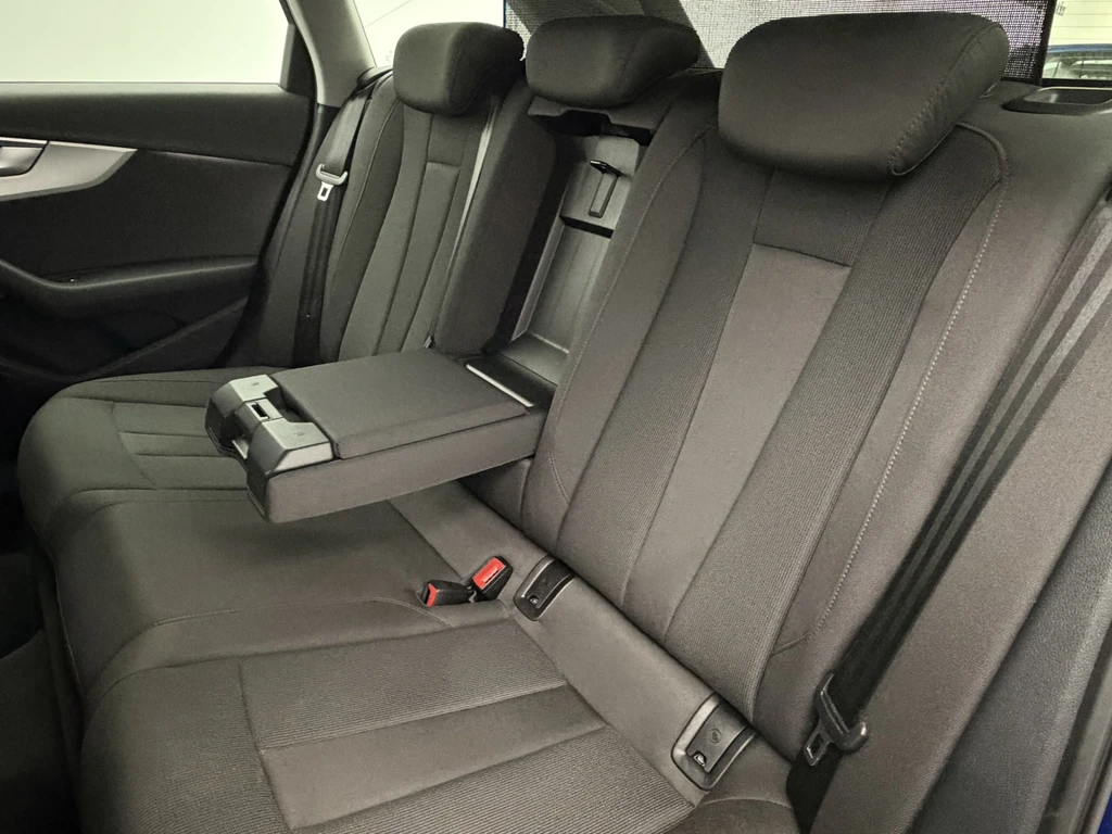 Audi A4 – foto 32