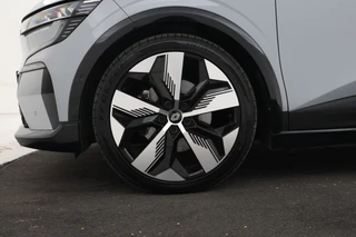 Renault Megane E-Tech – thumbnail 9
