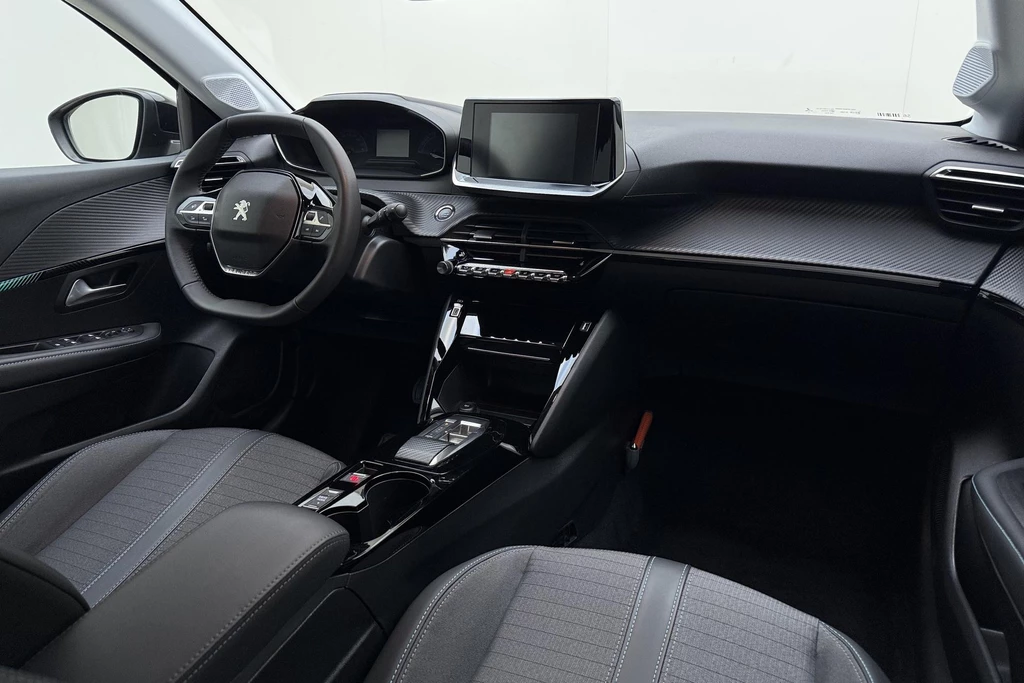Peugeot e-208 – foto 10
