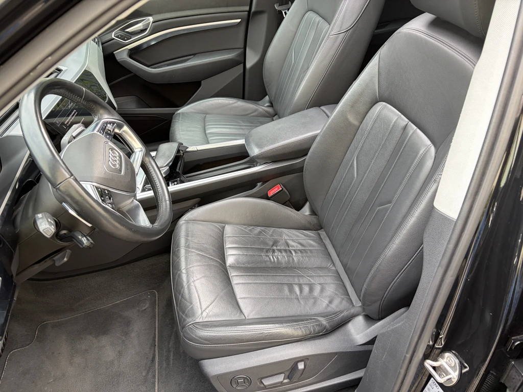 Audi e-tron – foto 16