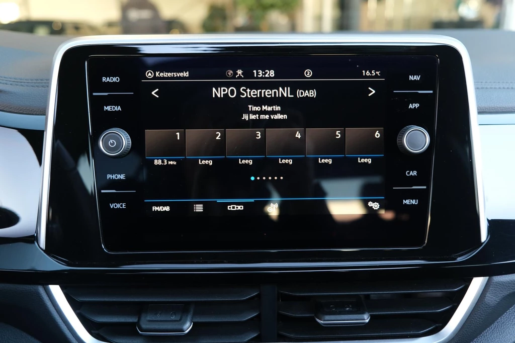 Volkswagen T-Roc – foto 22