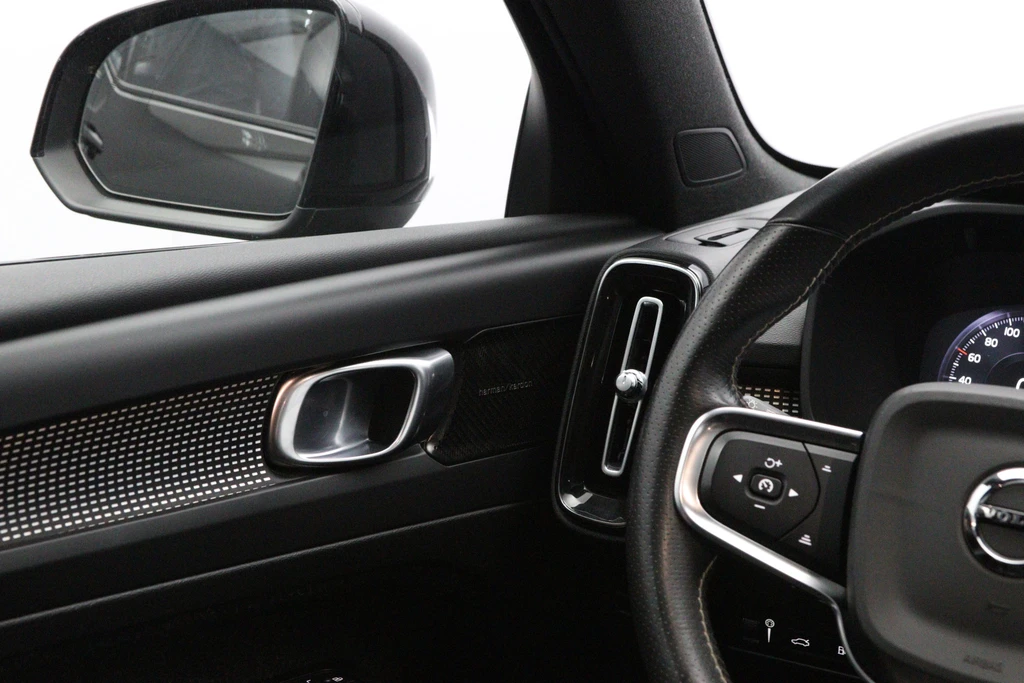 Volvo XC40 – foto 30