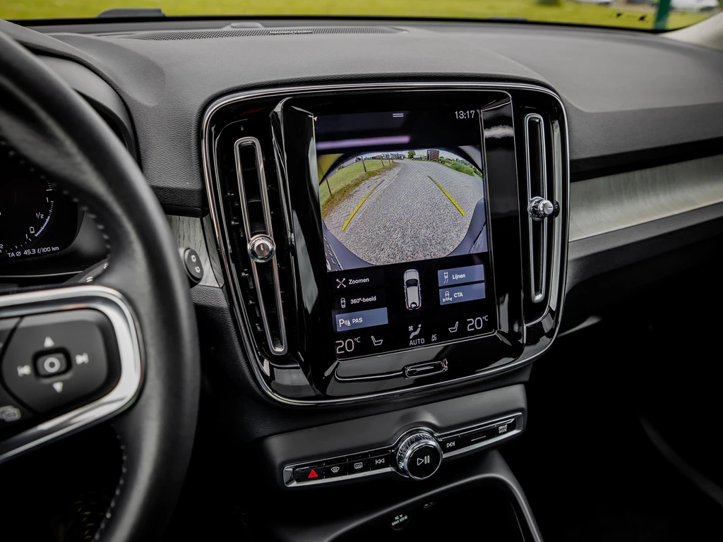 Volvo XC40 – foto 18