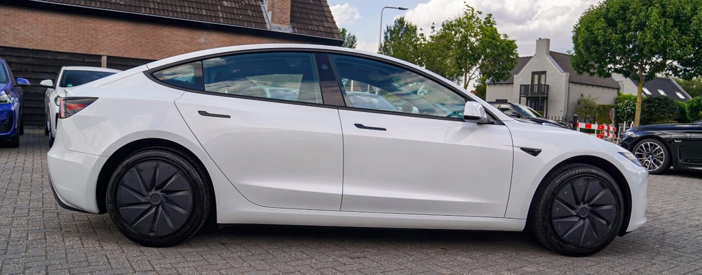 Tesla Model 3 – foto 7