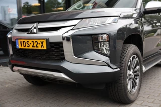 Mitsubishi L200 – thumbnail 1