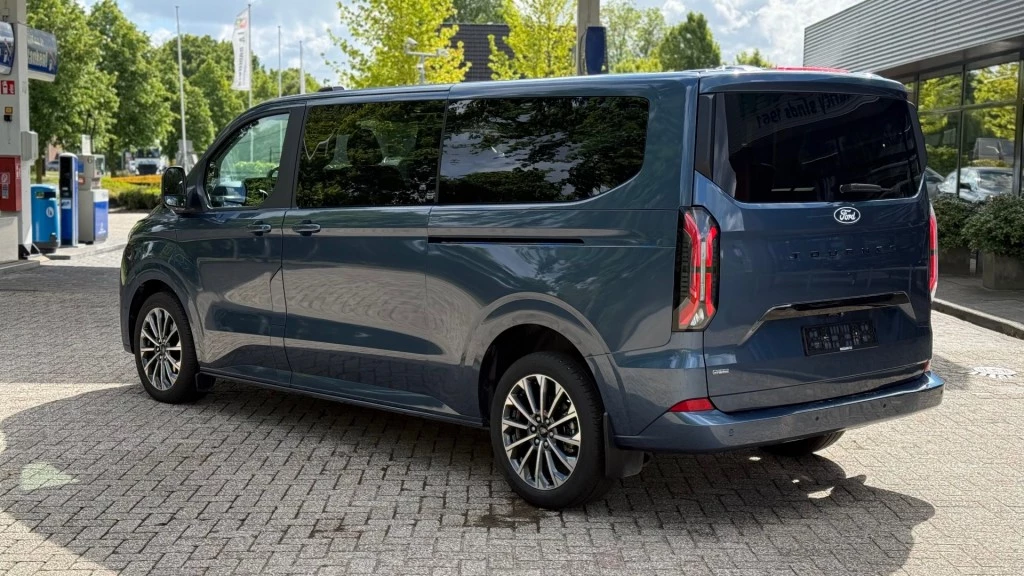 Ford Tourneo Custom – foto 4