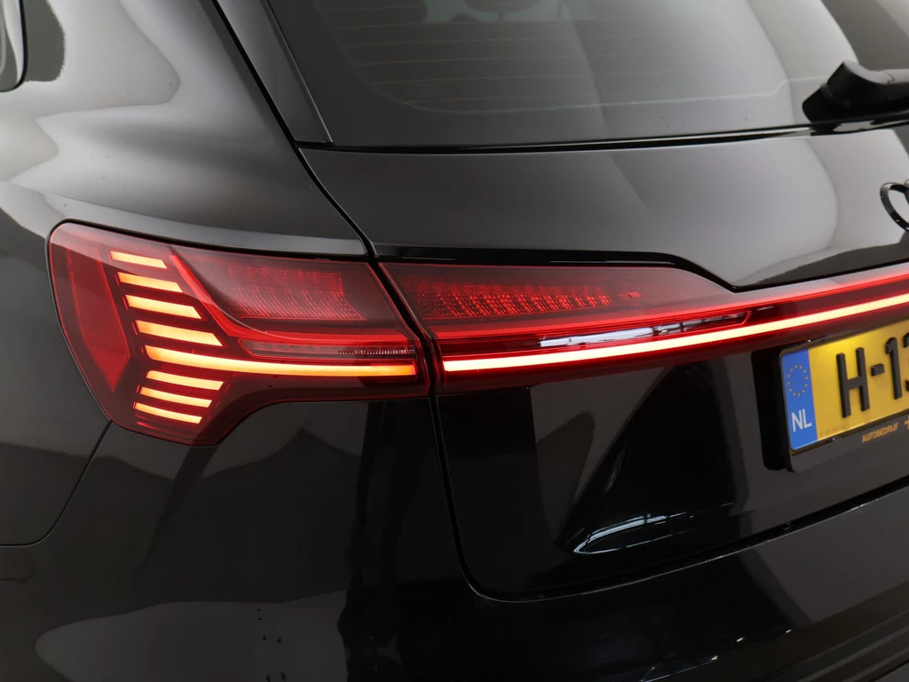 Audi e-tron – foto 16