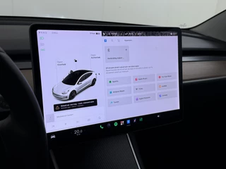 Tesla Model 3 – thumbnail 22