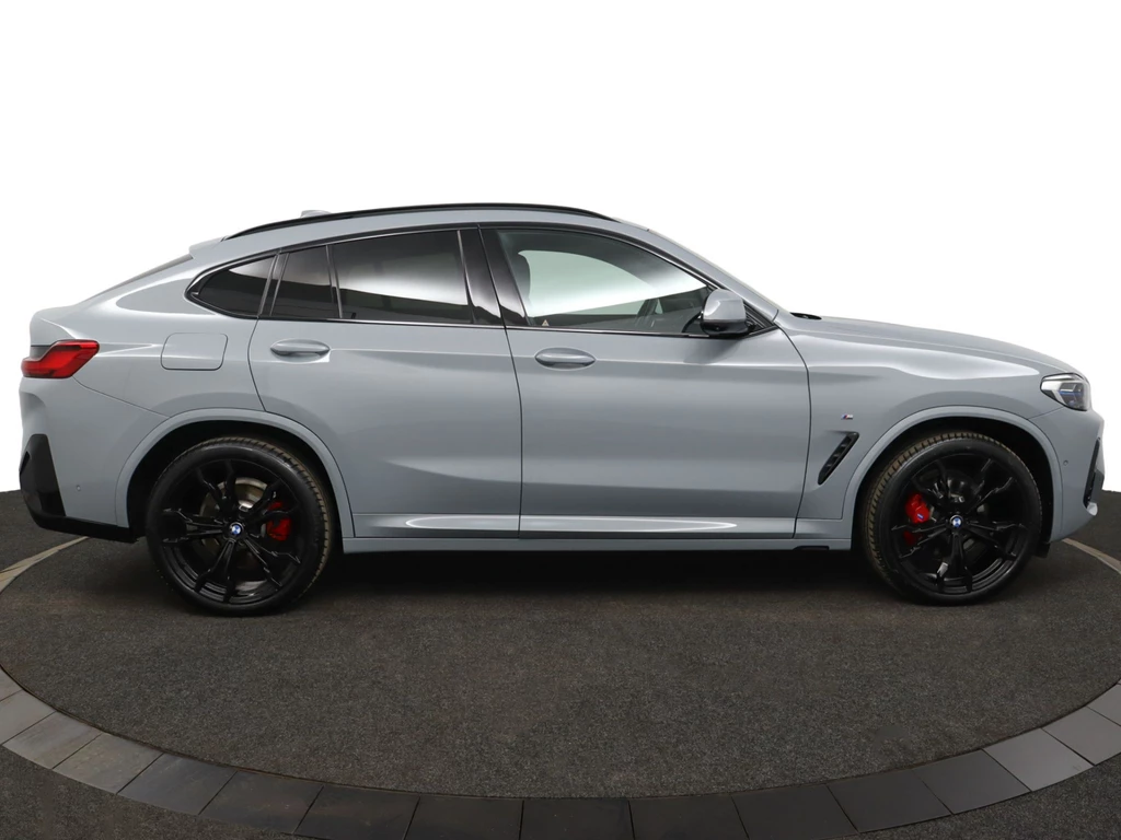 BMW X4 – foto 10
