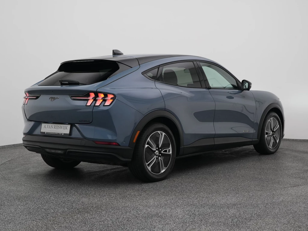 Ford Mustang Mach-E – foto 9