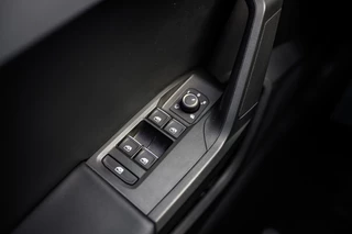 SEAT Leon – thumbnail 24