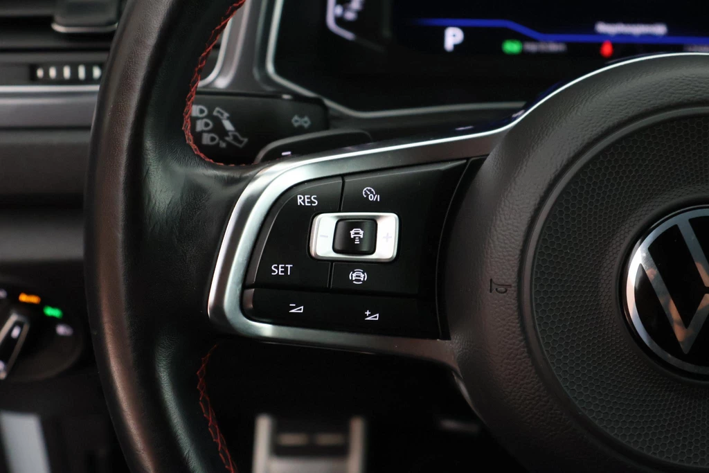 Volkswagen T-Roc – foto 14