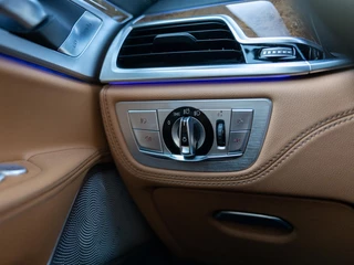 BMW 7 Serie – thumbnail 32